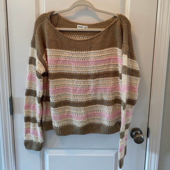 Hollister Slouchy Off-the-Shoulder Sweater Women’s Small NWT Brown - Picture 3 of 4
